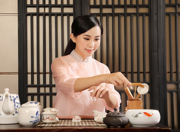 经常去佛山靠谱男士会馆，这家私藏已久的店推荐给你